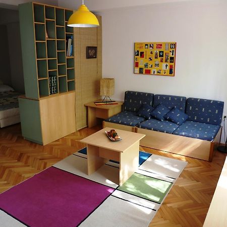 Supercozy Studio Skopje Buitenkant foto