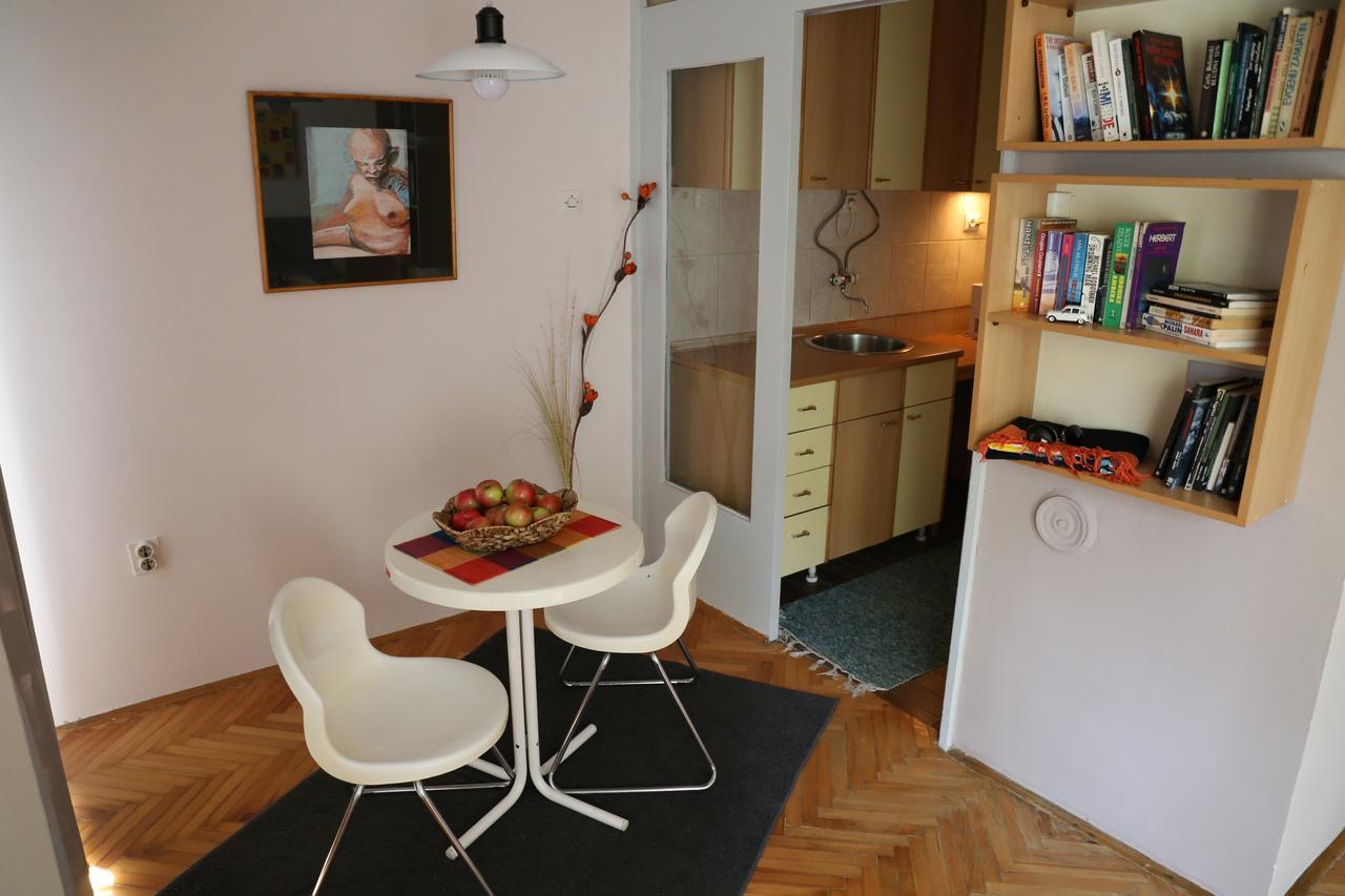 Supercozy Studio Skopje Buitenkant foto