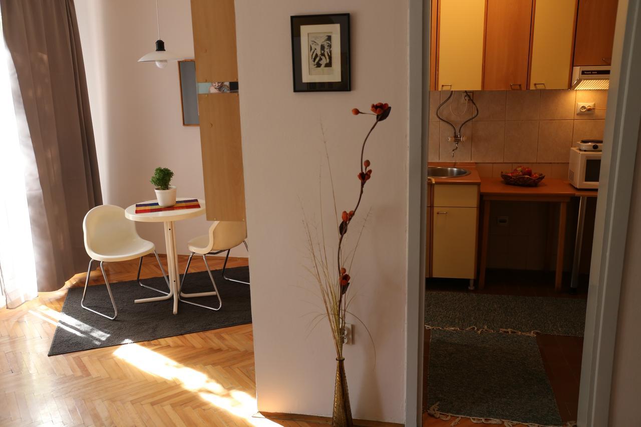 Supercozy Studio Skopje Buitenkant foto